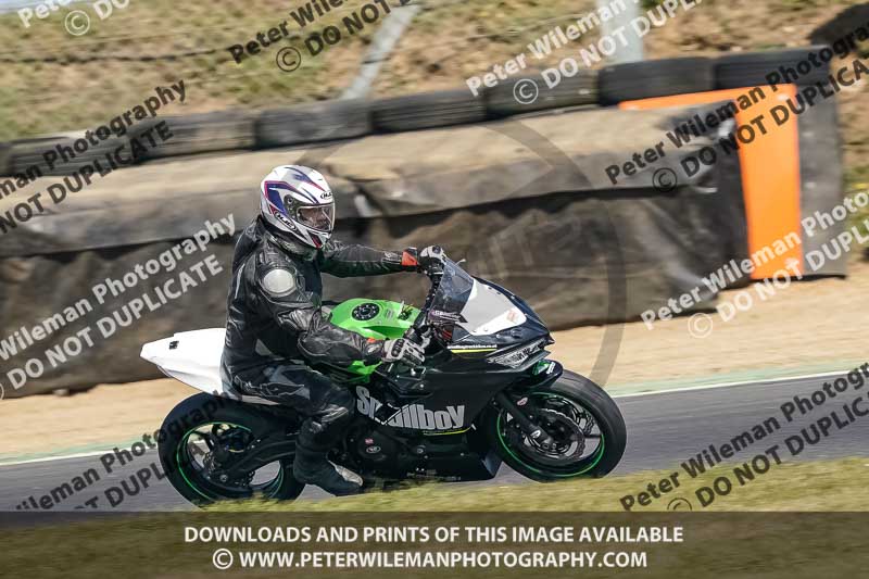 brands hatch photographs;brands no limits trackday;cadwell trackday photographs;enduro digital images;event digital images;eventdigitalimages;no limits trackdays;peter wileman photography;racing digital images;trackday digital images;trackday photos